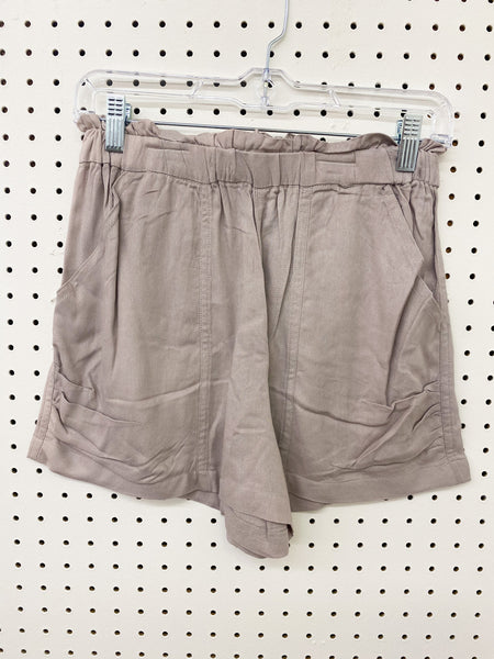 Pocketed Elastic Shorts