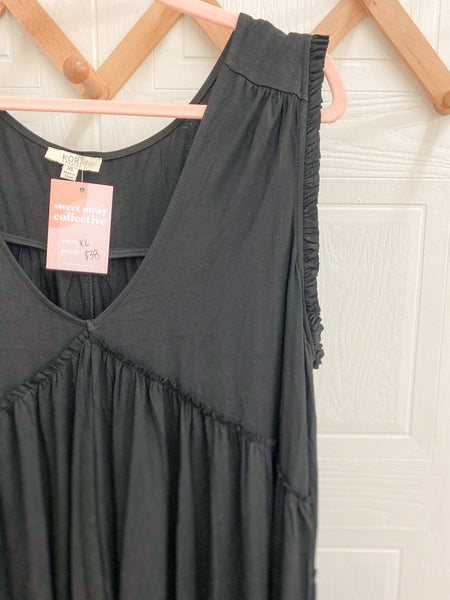 Black Ruffle Tank *PLUS*